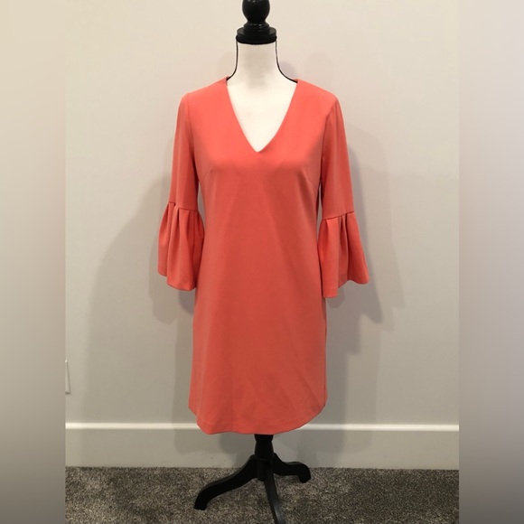 Donna Morgan Dresses & Skirts - Donna Morgan Coral Dress